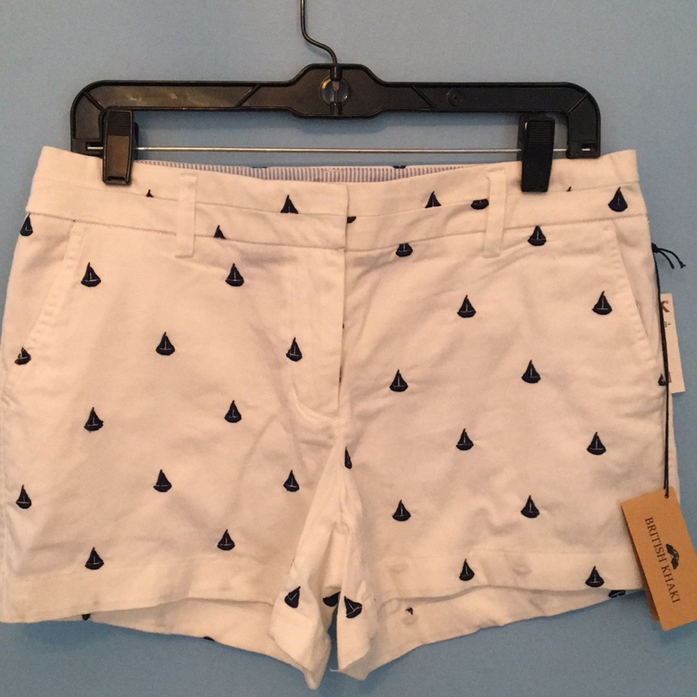 Cute white shorts with navy sailboats.